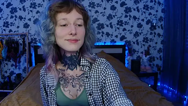 Littlespacemouse online show from October 7, 2025, 2:25 pm