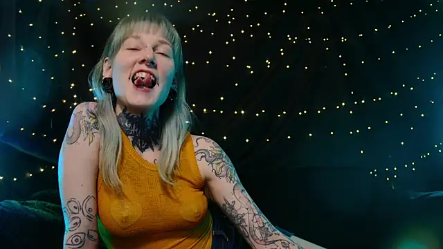 Littlespacemouse online show from January 11, 2026, 3:06 pm