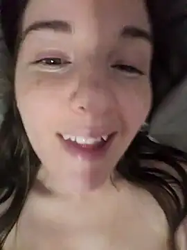 Snapshot of oxitocindi chatting on December 12, 2024, 8:21 pm oxitocindi online show from December 12, 2024, 8:21 pm