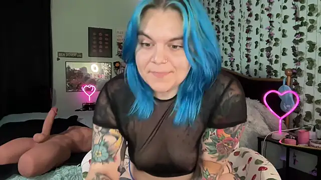 CherryBombBomb online show from March 3, 2026, 5:13 am