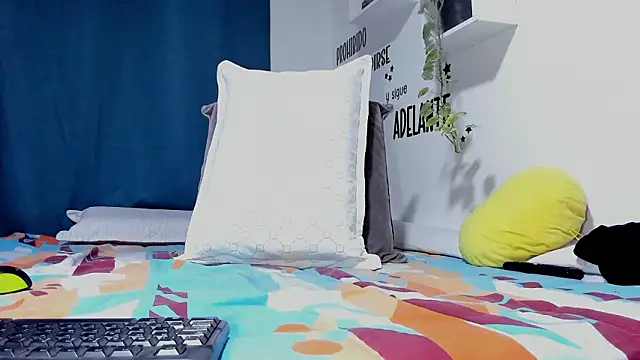 Aronxxs online show from March 1, 2026, 9:22 am