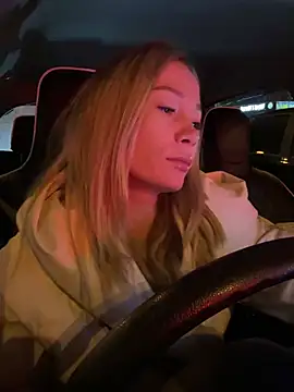 LavenderHot online show from February 1, 2025, 1:12 am