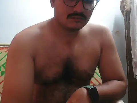 Snapshot of naughtymike0007 chatting on July 18, 2026, 4:11 pm naughtymike0007 online show from July 18, 2026, 4:11 pm
