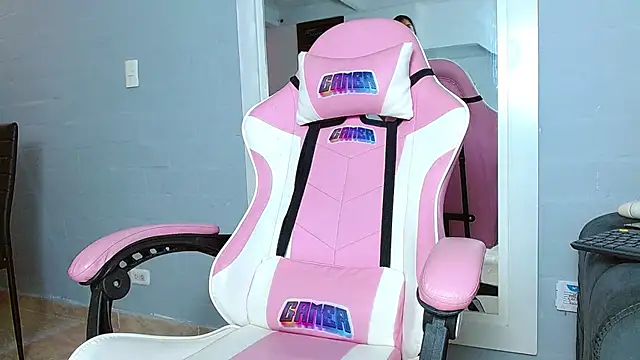 rousebonnett online show from December 9, 2024, 6:57 pm