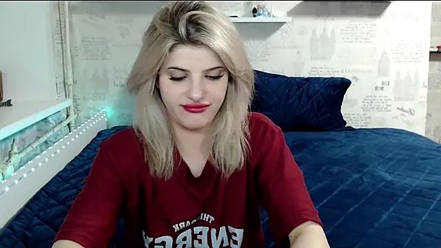 AleksandraFlores online show from April 2, 2026, 10:18 pm