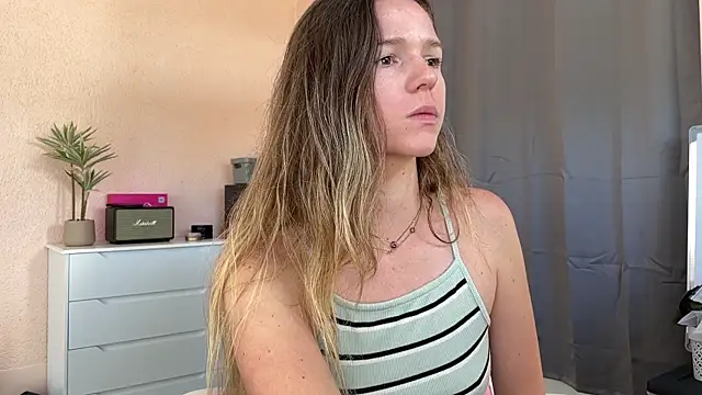 lucie mehott online show from April 26, 2026, 8:34 am