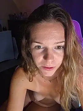Snapshot of lucie_mehott chatting on July 29, 2026, 8:51 pm lucie mehott online show from July 29, 2026, 8:51 pm