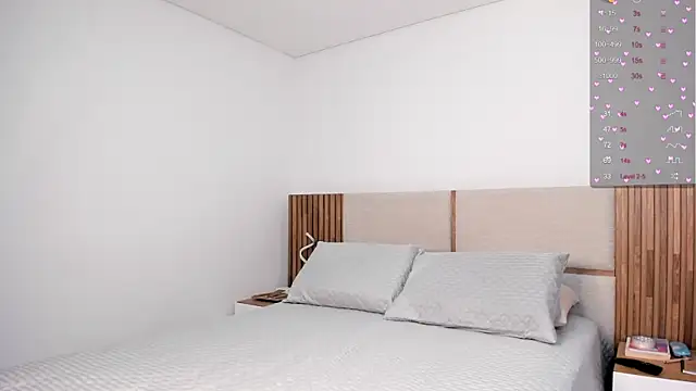 MalejaDiaz  online show from September 16, 2025, 6:42 pm