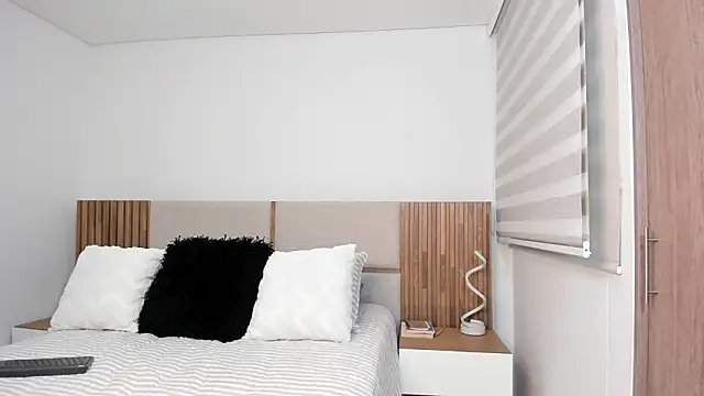 MalejaDiaz  online show from March 7, 2026, 2:03 pm