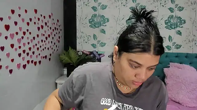 LindaBreeS online show from February 15, 2025, 7:50 pm