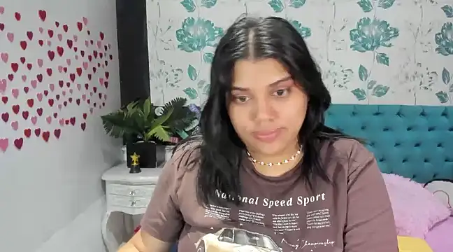 LindaBreeS online show from February 25, 2025, 7:58 pm