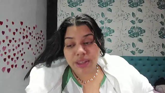 LindaBreeS online show from March 8, 2025, 8:14 pm