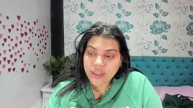 LindaBreeS online show from March 14, 2025, 9:00 pm