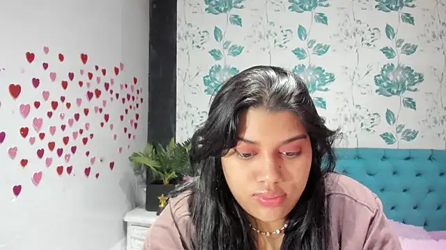 LindaBreeS online show from March 22, 2025, 6:25 pm