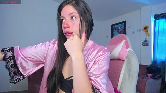 katty snow online show from April 5, 2026, 4:37 pm