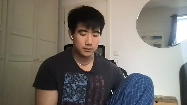 Snapshot of jungcock3210 chatting on October 15, 2025, 12:05 pm jungcock3210 online show from October 15, 2025, 12:05 pm