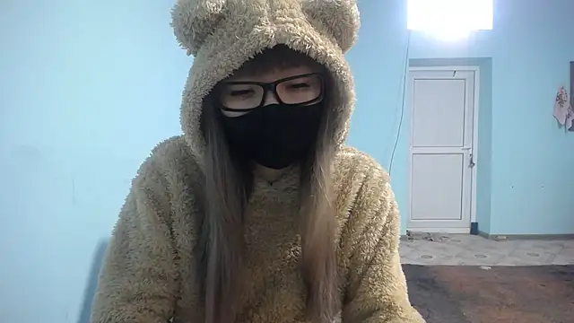 elllaaxx online show from March 6, 2025, 3:13 am