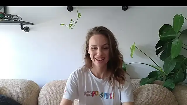 Snapshot of Mary_Wet chatting on July 15, 2026, 1:27 pm Mary Wet online show from July 15, 2026, 1:27 pm