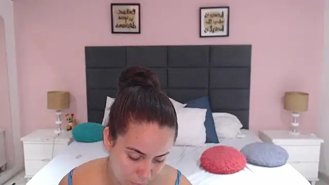 MadisonJenner online show from January 18, 2025, 1:29 pm