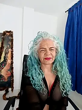 freyadevil333 online show from January 10, 2026, 11:45 am