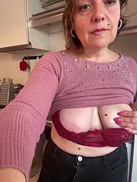 Sunbelxx online show from October 27, 2025, 9:24 am