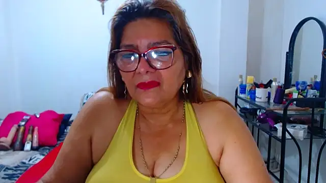 maturehot649 online show from February 25, 2026, 10:19 pm