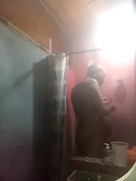 Snapshot of Pela1984 chatting on October 30, 2025, 3:41 am Pela1984 online show from October 30, 2025, 3:41 am