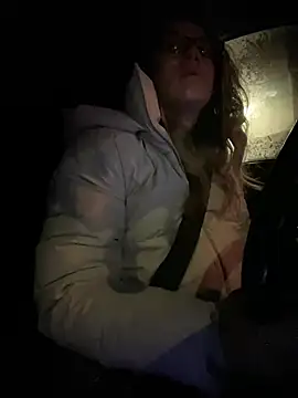 HotXMom online show from January 10, 2025, 4:33 am