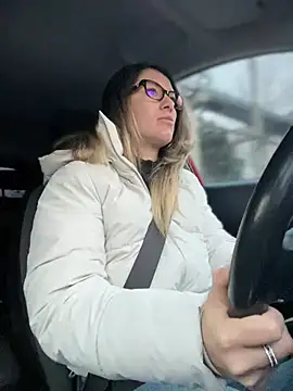 HotXMom online show from March 4, 2025, 4:38 am