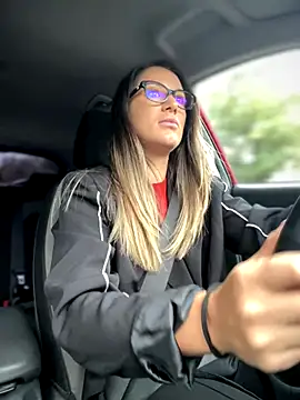 HotXMom online show from September 19, 2025, 5:53 am