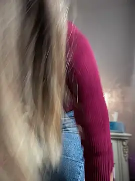 Snapshot of HotXMom chatting on March 16, 2026, 7:34 am HotXMom online show from March 16, 2026, 7:34 am