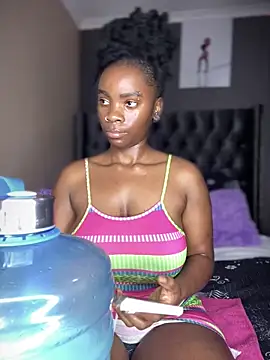 Snapshot of Candy-Heart chatting on October 15, 2025, 4:45 am Candy-Heart online show from October 15, 2025, 4:45 am