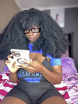 Candy-Heart online show from November 7, 2025, 9:59 pm