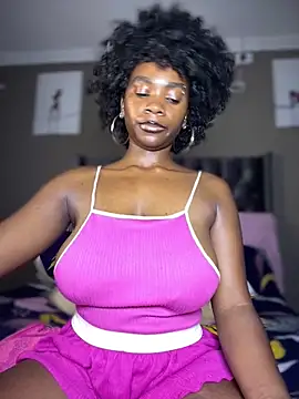 Candy-Heart online show from April 10, 2026, 11:31 pm