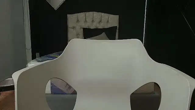 emmars  online show from February 8, 2025, 8:53 pm