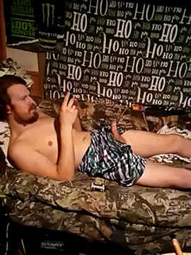 Snapshot of hothippie420 chatting on January 8, 2025, 6:41 am hothippie420 online show from January 8, 2025, 6:41 am