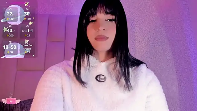 Summer walkerr online show from January 7, 2025, 12:31 pm