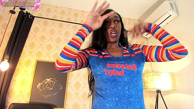 NATALIE PARKERR online show from February 3, 2026, 12:43 pm