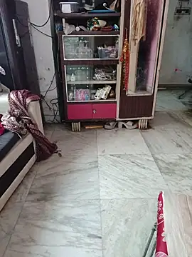 Ivy-09 online show from February 28, 2026, 7:20 am