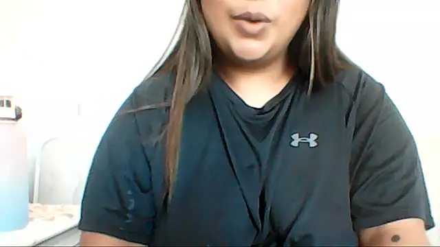 Snapshot of ArisaGonzalez chatting on May 18, 2026, 12:11 pm ArisaGonzalez online show from May 18, 2026, 12:11 pm