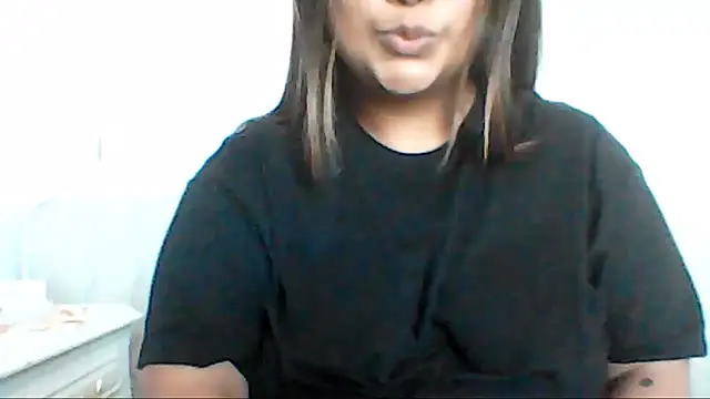 Snapshot of ArisaGonzalez chatting on May 20, 2026, 12:00 pm ArisaGonzalez online show from May 20, 2026, 12:00 pm