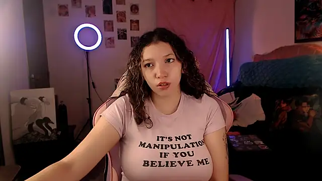 AllyDonfort online show from April 3, 2026, 11:14 pm