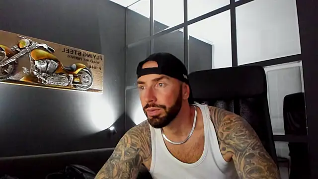 AronGrant online show from October 30, 2025, 10:16 am