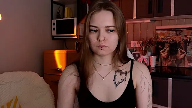 doll lol  online show from March 2, 2026, 5:20 pm