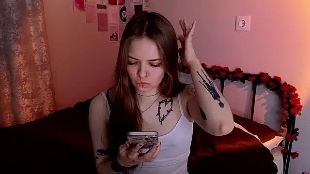 doll lol  online show from March 28, 2026, 5:56 pm