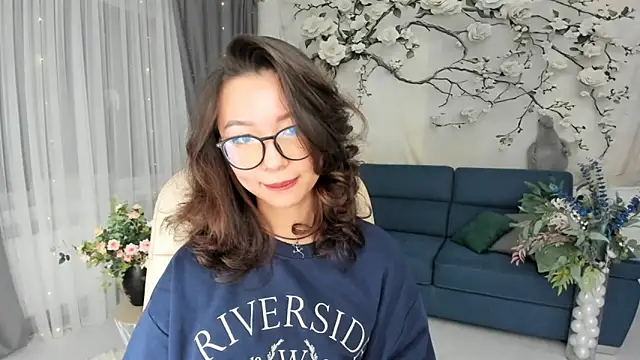 AgnieszkaBanana online show from February 10, 2026, 4:05 am