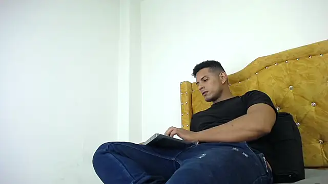 Snapshot of Chris_Dick23 chatting on May 2, 2026, 6:51 am Chris Dick23 online show from May 2, 2026, 6:51 am