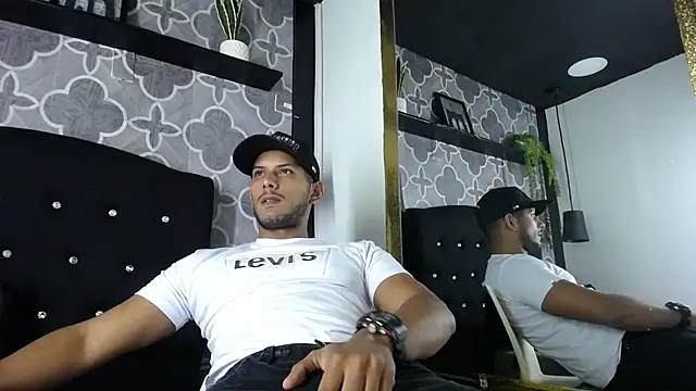 Snapshot of Chris_Dick23 chatting on July 19, 2026, 4:27 am Chris Dick23 online show from July 19, 2026, 4:27 am