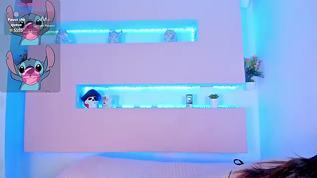 Miiaa doll online show from February 13, 2025, 12:00 pm