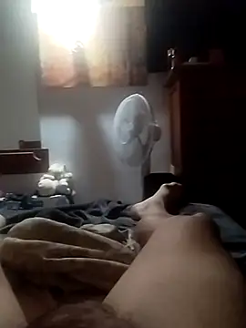 Snapshot of Dicksexhandjob chatting on December 9, 2024, 1:29 am Dicksexhandjob online show from December 9, 2024, 1:29 am